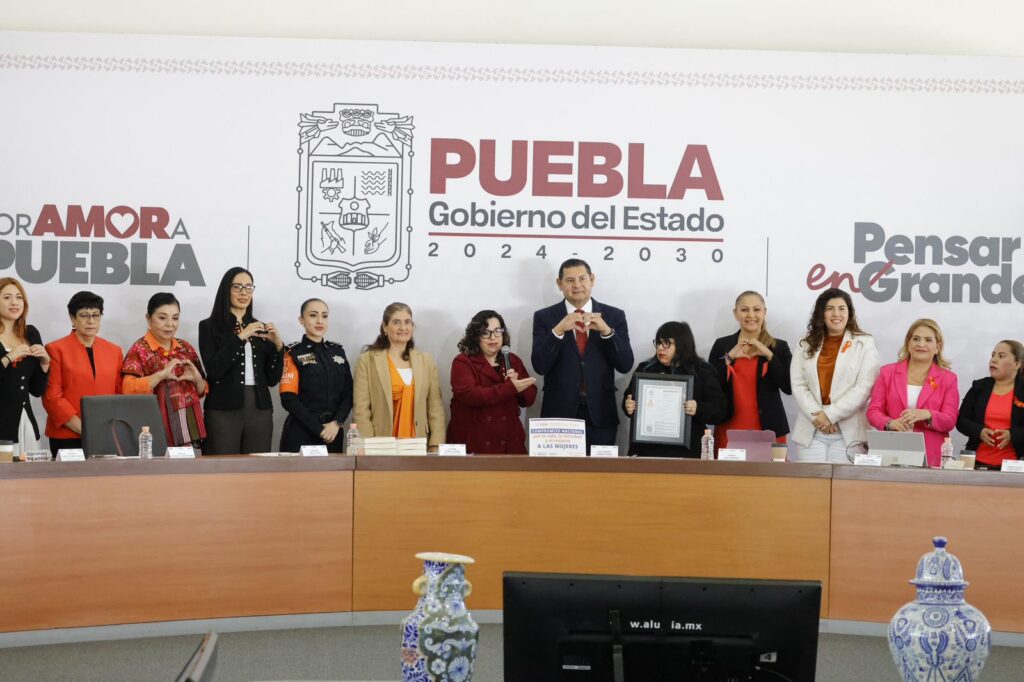 Centros LIBRE, Alejandro Armenta, violencia contra las mujeres, Gobierno de Puebla, Claudia Sheinbaum