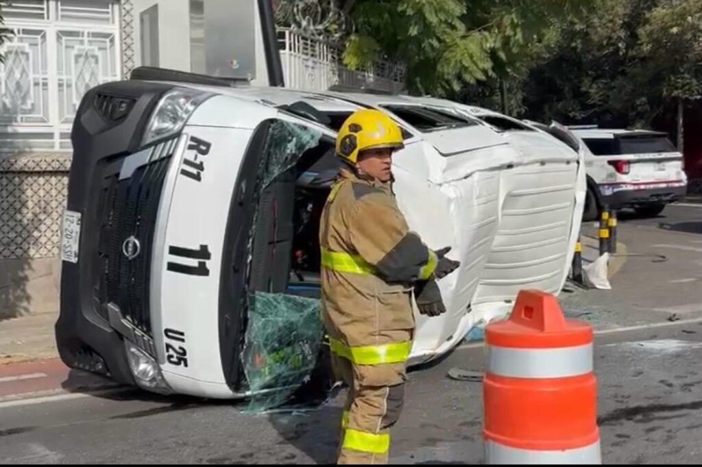 volcadura, accidente, transporte público, ruta 11, El Carmen