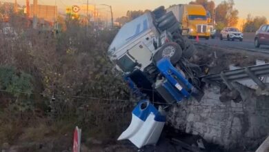 volcadura, tractocamión, autopista México-Puebla, Coronango, San Francisco Ocotlán