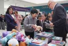 BUAP, Lilia Cedillo, campaña Regala una Sonrisa