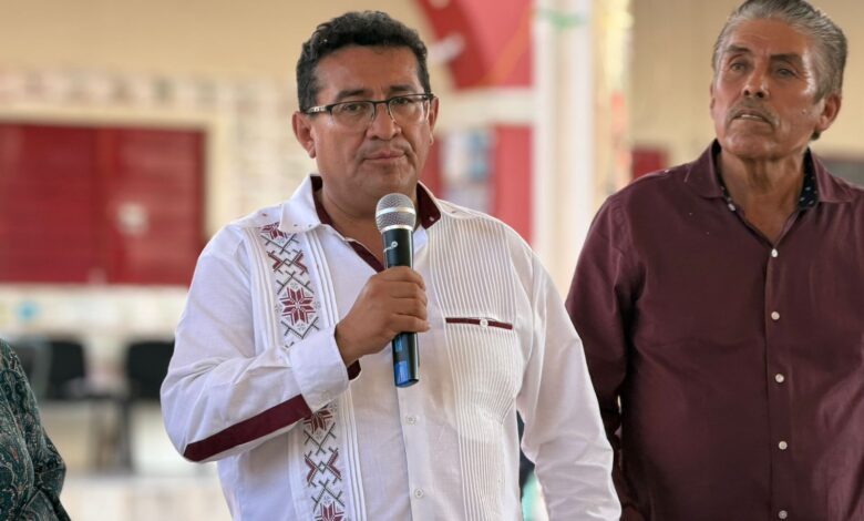 Pavel Gaspar, Congreso del Estado, Olomatlán, vialidad