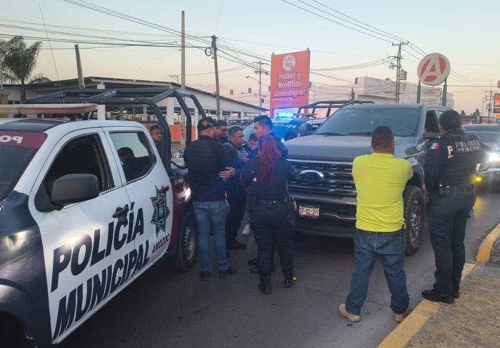 detenido, Los González, Amozoc, robo de vehículos de carga, robo de combustible, investigaciones, extorsión, FGE