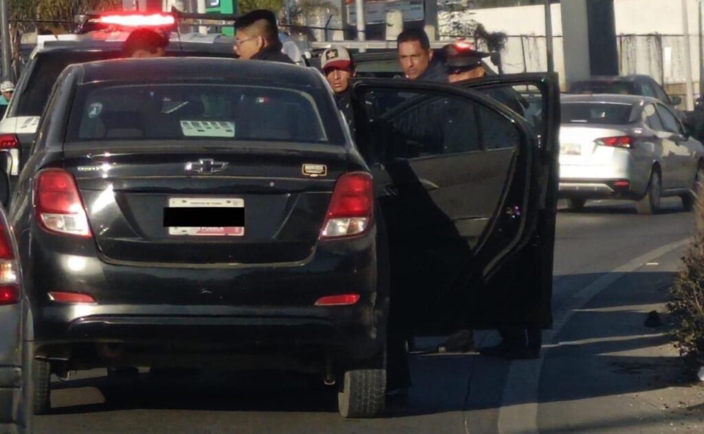 detenidos, SSP, Periférico, Carmelitas, vehículo robado, Cuautlancingo