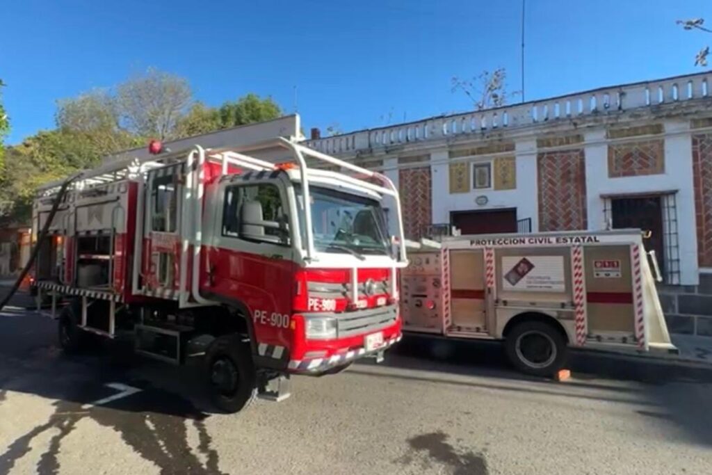 incendio, casona, El Carmen, INAH, Bomberos, PC Estatal