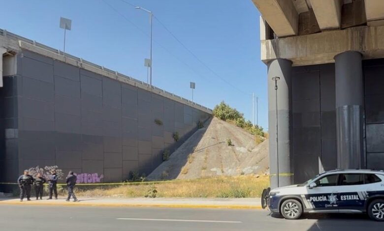 cuerpo, cadáver, Periférico, Recta a Cholula, accidente, FGE, diligencias