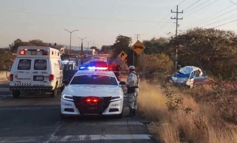 volcadura, carretera Atlixco-Izúcar, FGE, Guardia Nacional, Tepeojuma