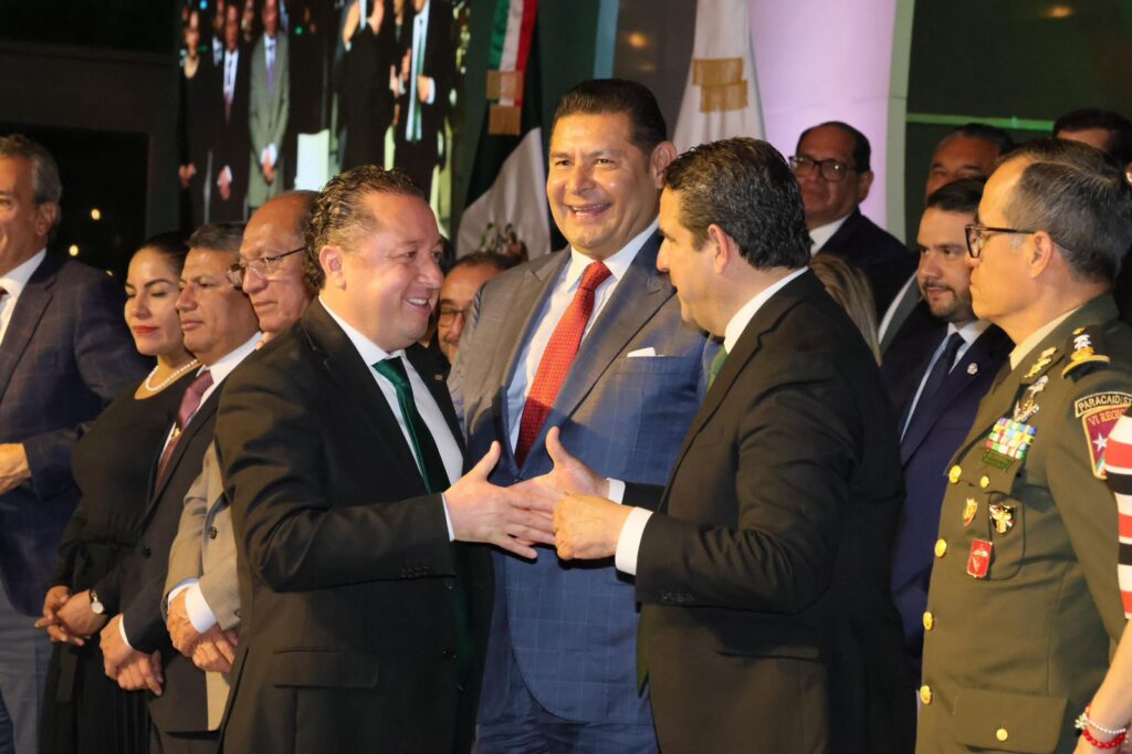 Gobierno de Puebla, Alejandro Armenta, CCE, Juan Pablo Cisneros, Héctor Sánchez Morales