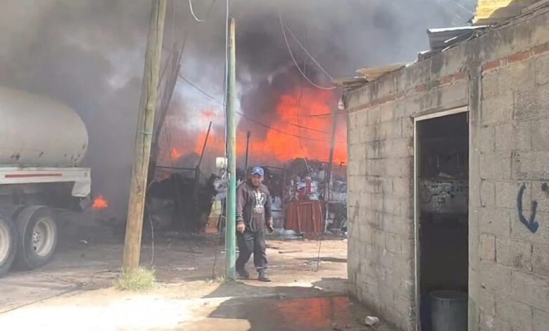 incendio, recicladora, vecinos, Bomberos, San Baltazar Temaxcalac, San Martín Texmelucan
