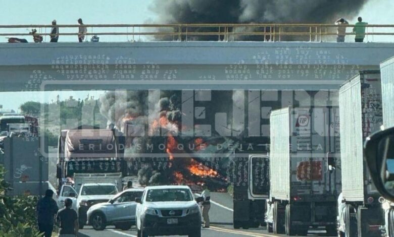 volcadura, incendio, tractocamión, accidente, Cuacnopalan-Oaxaca, Tehuacán, PC, Bomberos, Capufe