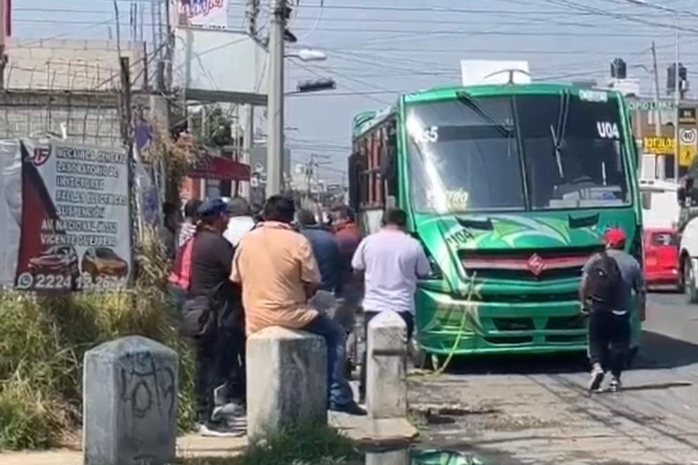 pasajero, ruta RS-5, Azumiatla, Avenida Nacional, muerto, paro cardiorrespiratorio