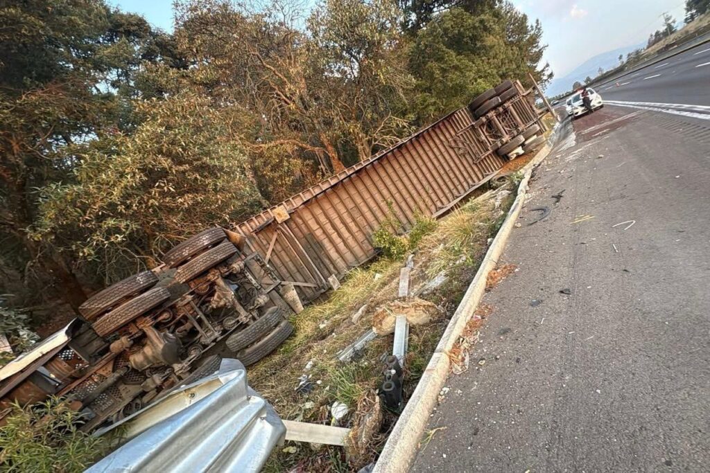 volcadura, accidente, Castores, Santa Rita Tlahuapan, Guardia Nacional, Capufe