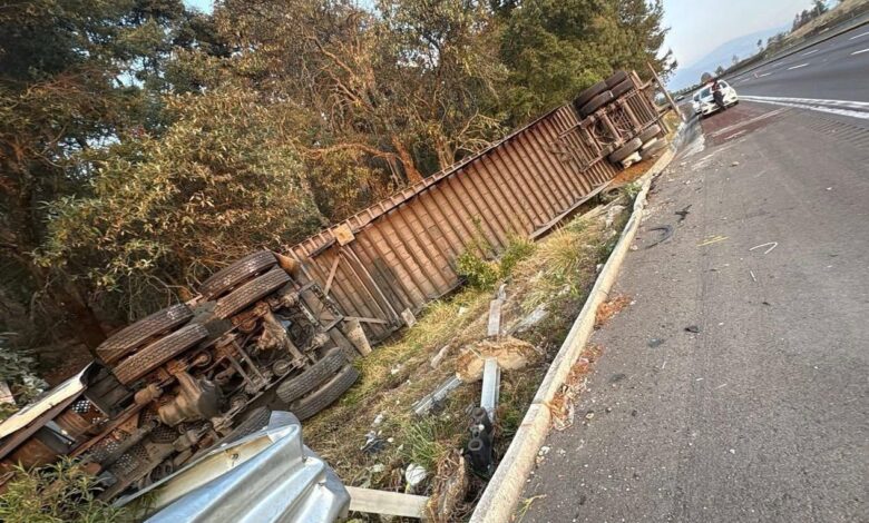 volcadura, accidente, Castores, Santa Rita Tlahuapan, Guardia Nacional, Capufe