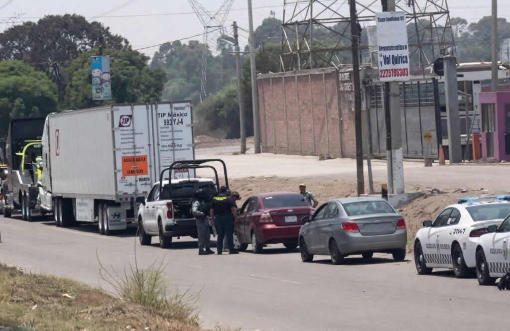 operativo, Guardia Nacional, Xoxtla, robo de vehículo con mercancía, Walmart, detenido