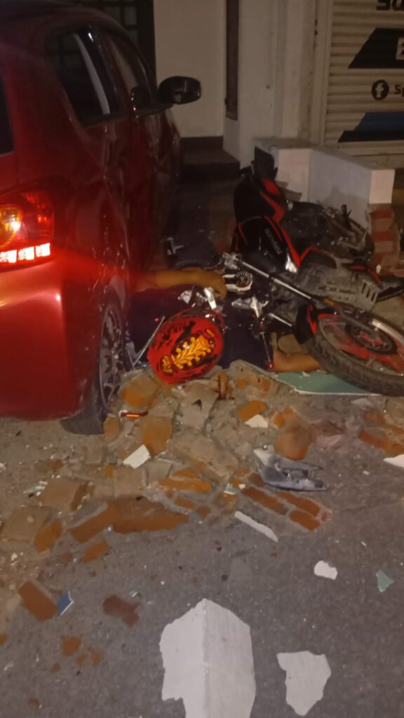 motociclista, accidente, choque, 11 Sur, San José Los Pinos