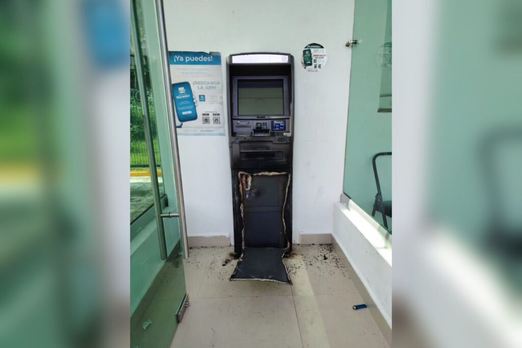 robo, vandalizado, cajero automático, Banco del Bienestar, Ayotoxco de Guerrero