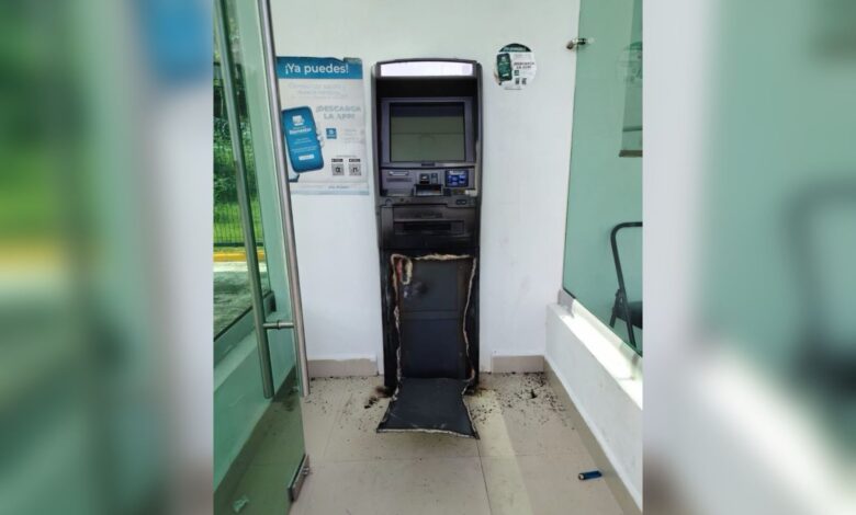 robo, vandalizado, cajero automático, Banco del Bienestar, Ayotoxco de Guerrero