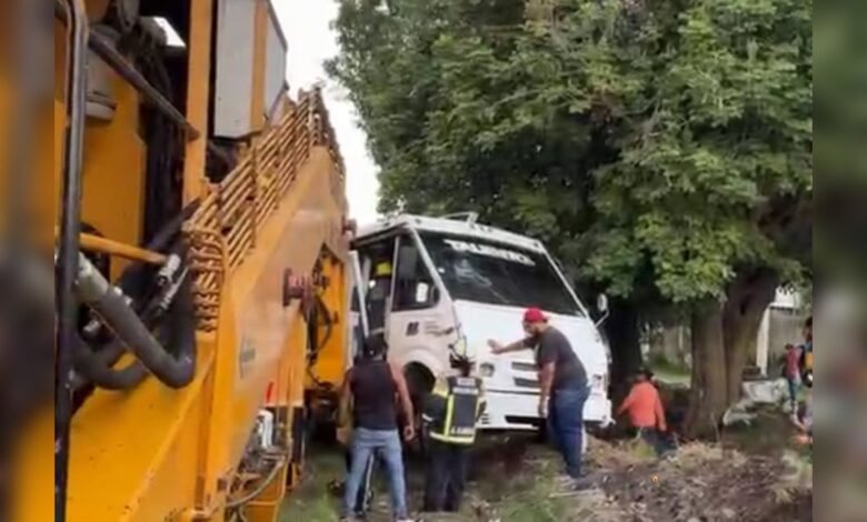 tren, vías, Manuel Rivera Anaya, San Antonio Abad, accidente, microbús ruta 50, tren