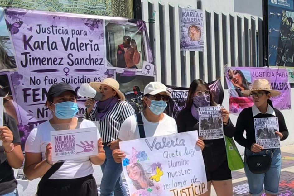 Karla Valeria Jiménez, suicidio, feminicidio, San Aparicio, FGE, Yeudiel Toxqui Ramírez