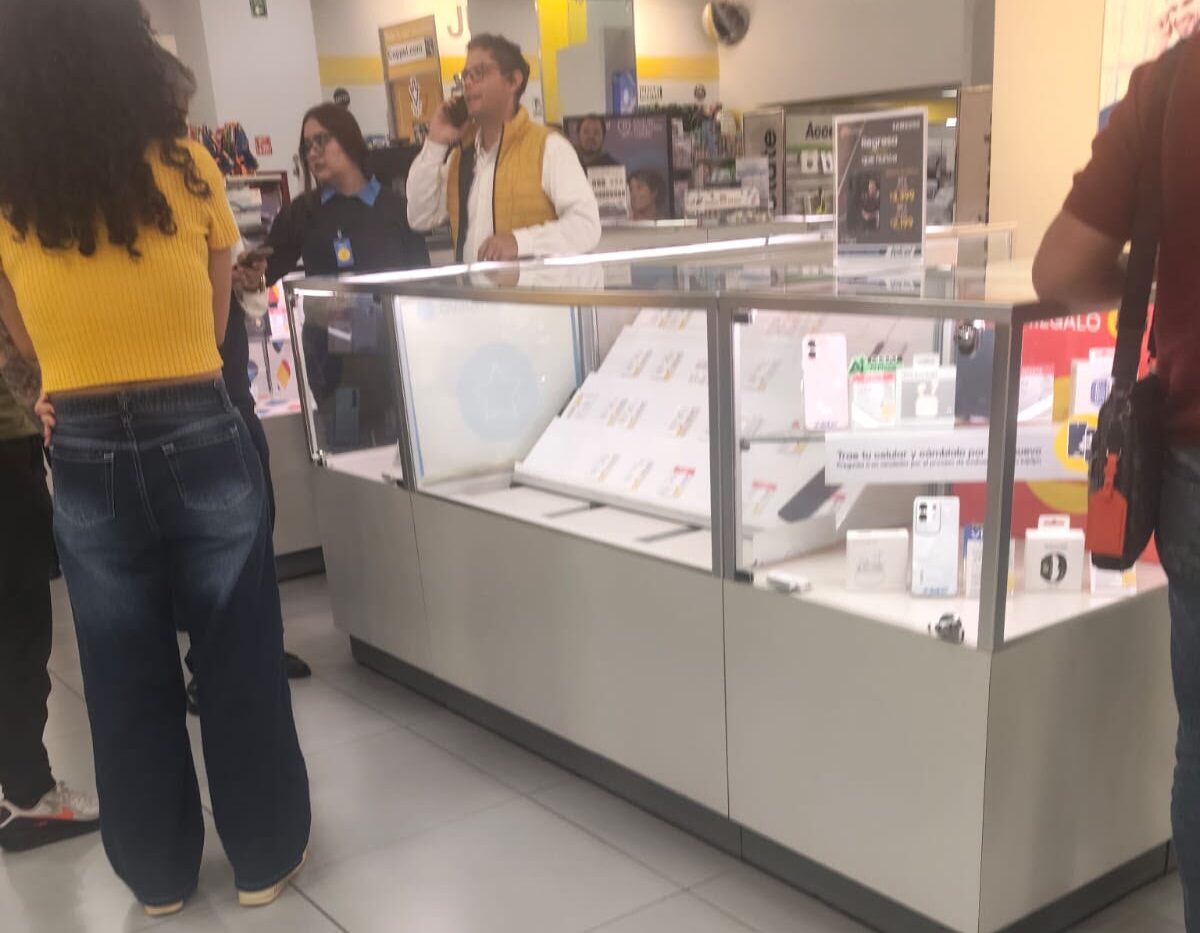 asalto, Coppel, Vía Amalucan, teléfonos celulares