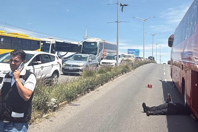 accidente, aplastado, autobús AU, Santa María La Rivera, SSC