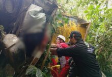 volcadura, accidente, prensado, Xicotepec de Juárez, barranco, volcadura, Cruz Roja